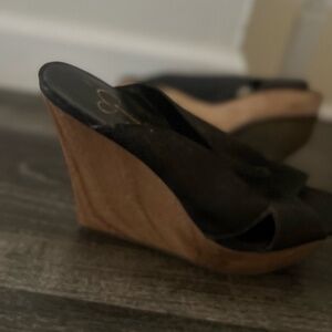Jessica Simpson Wood Heels